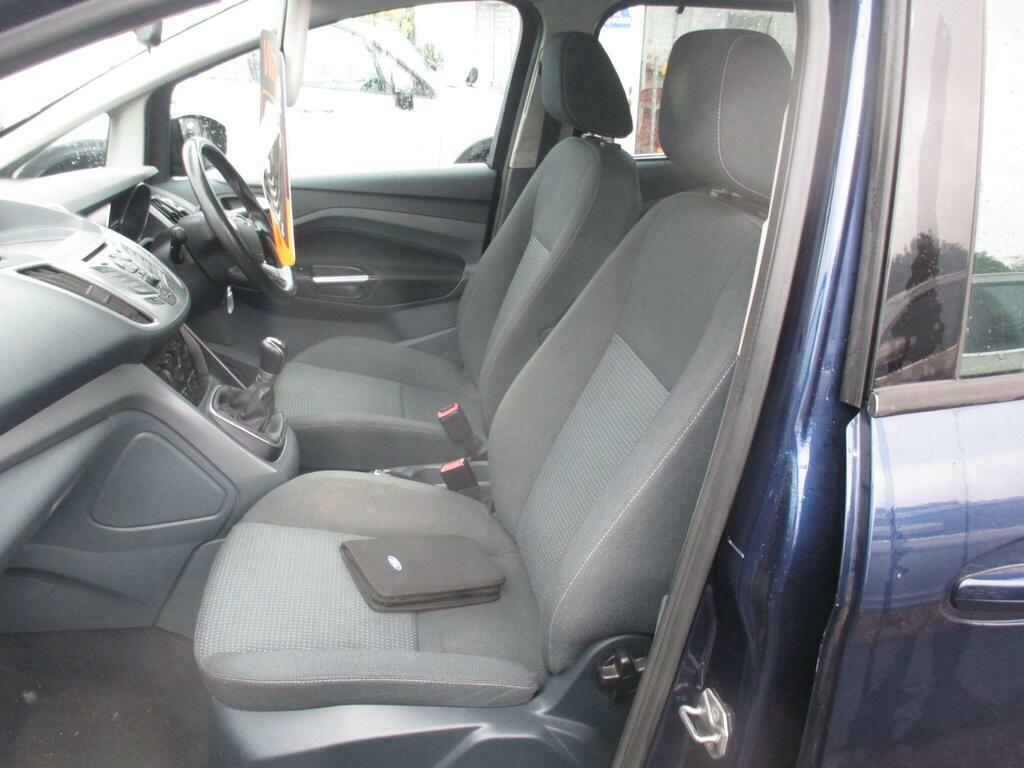 Ford Grand C-Max Titanium Silver #18