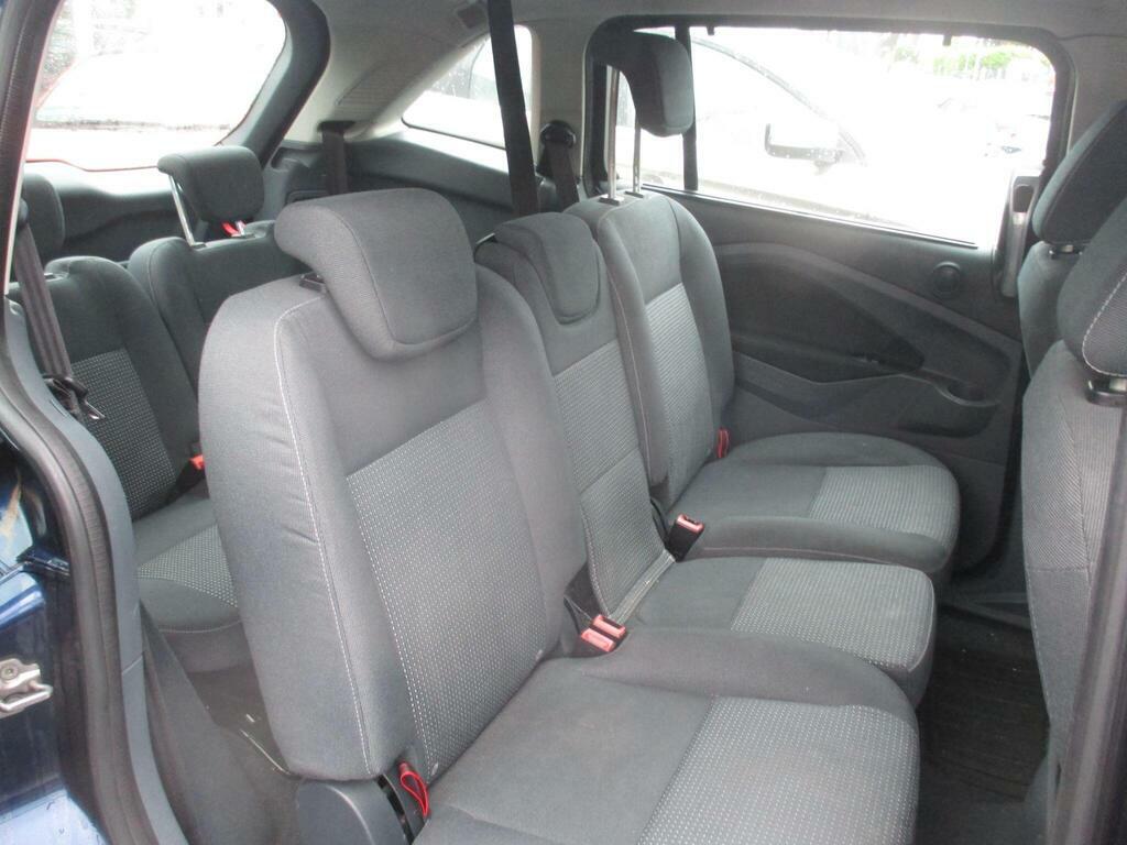 Ford Grand C-Max Titanium Silver #15