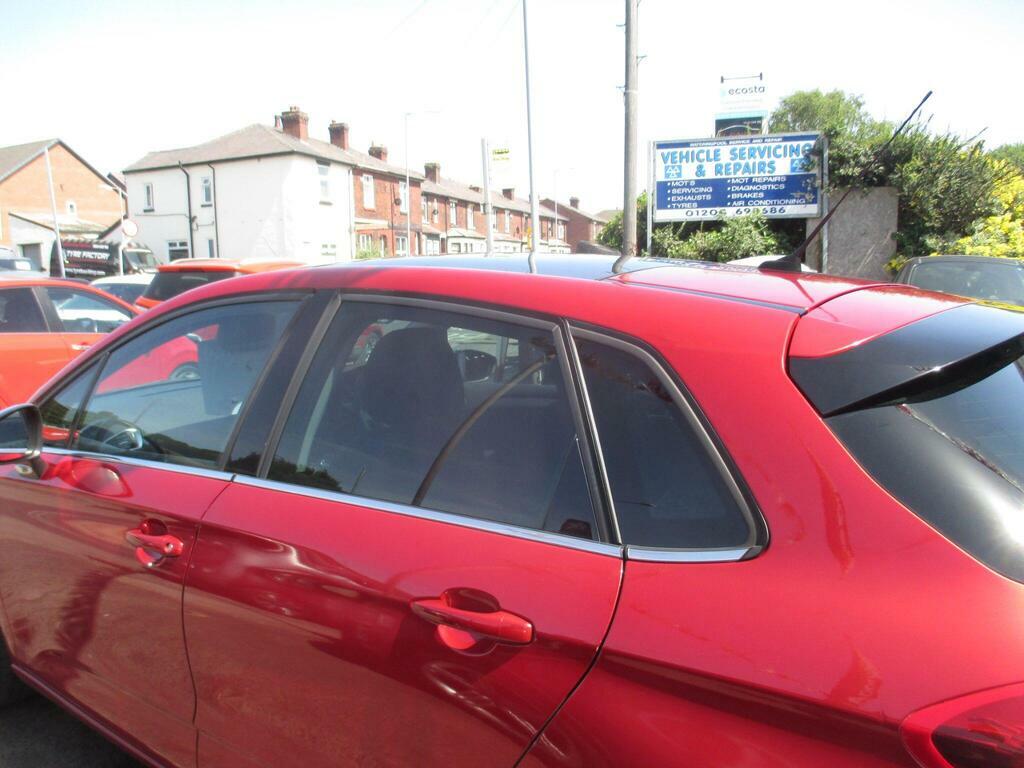 Citroen C4  Red #7