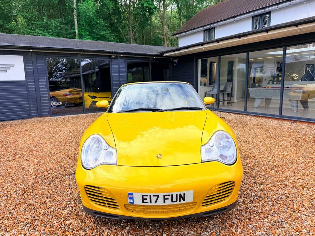Porsche 911 3.6 911 Carrera Black #18