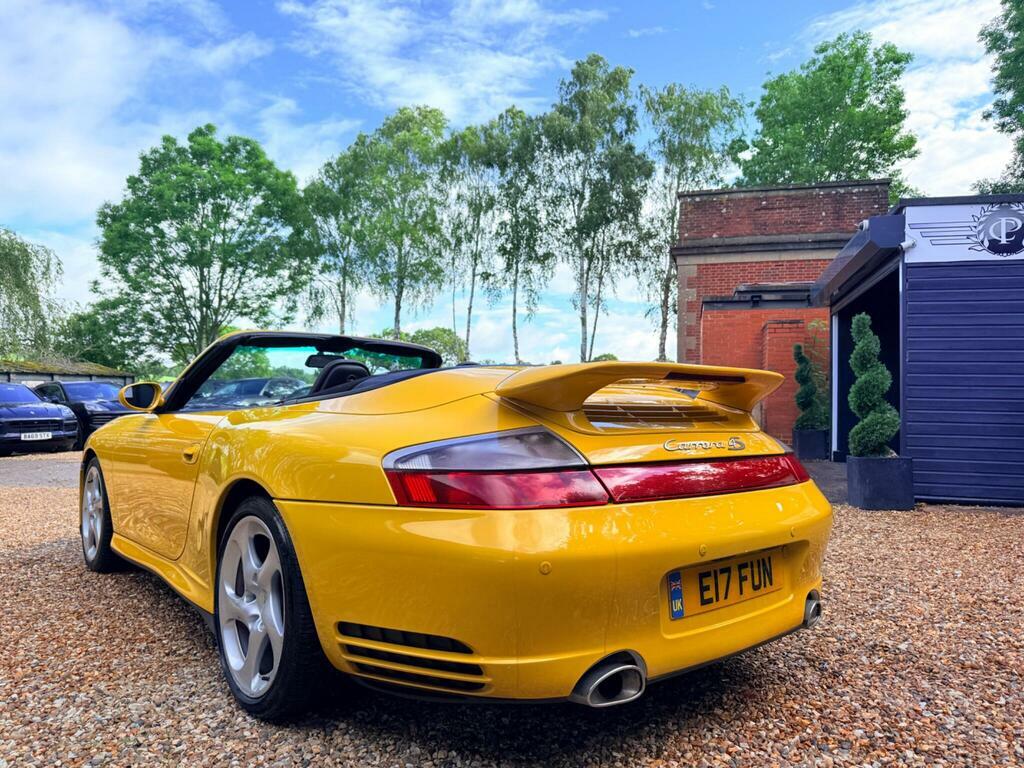 Porsche 911 3.6 911 Carrera Black #9