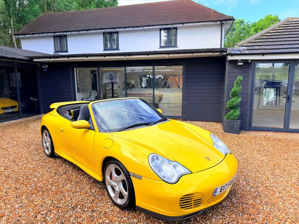 Porsche 911 3.6 911 Carrera Black #16
