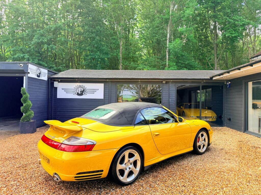 Porsche 911 3.6 911 Carrera Black #19