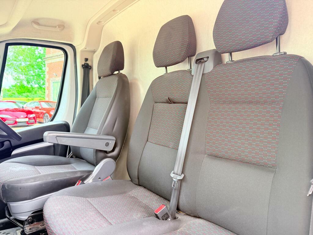 Citroen Relay 35 L4 Bluehdi Ss Luton Body White #26