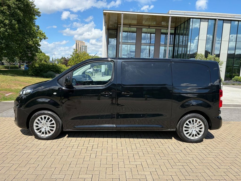 Vauxhall Vivaro 1.5L Pro 6Dr DP73OWF Black #3