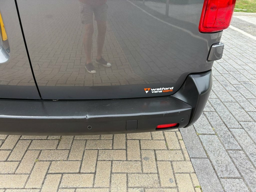 Vauxhall Vivaro 2L Dynamic 6Dr Grey #6