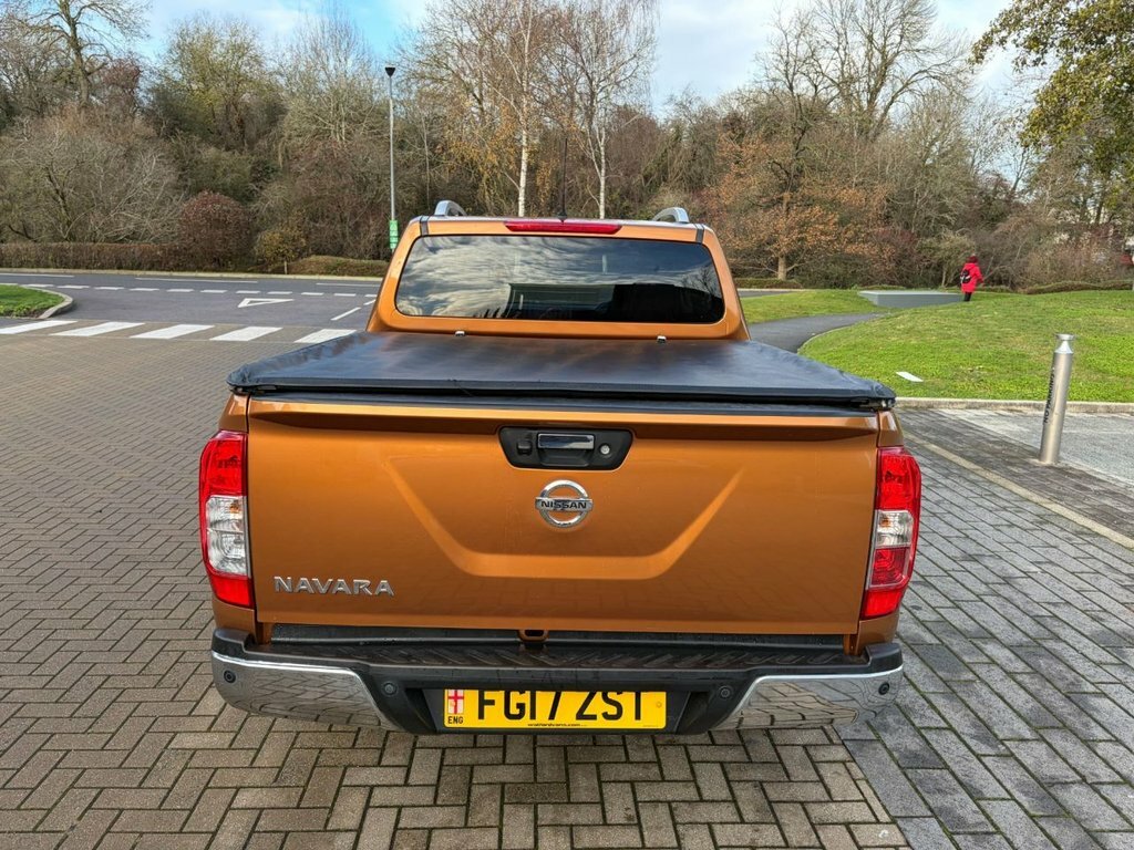 Nissan Navara 2.3L Tekna Brown #4