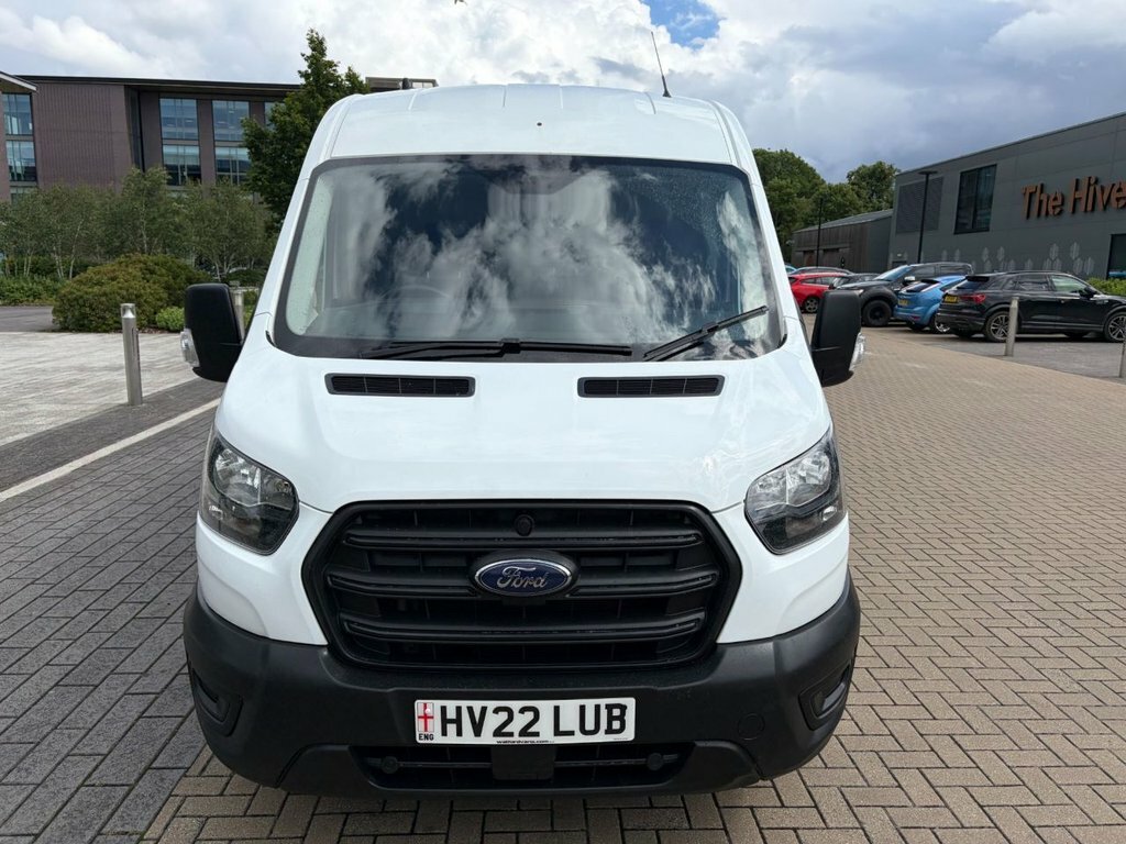 Ford Transit Custom 2L Leader HV22LUB White #2
