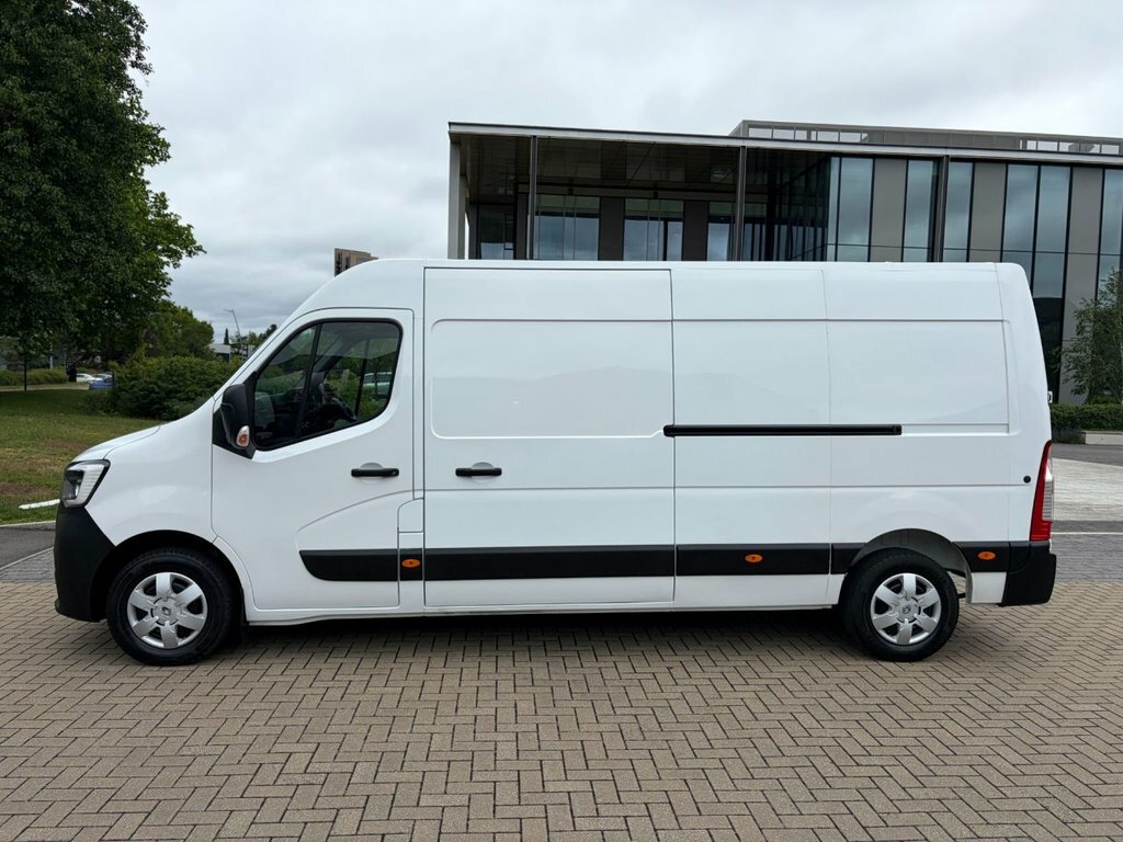 Renault Master 2.3L Business White #3