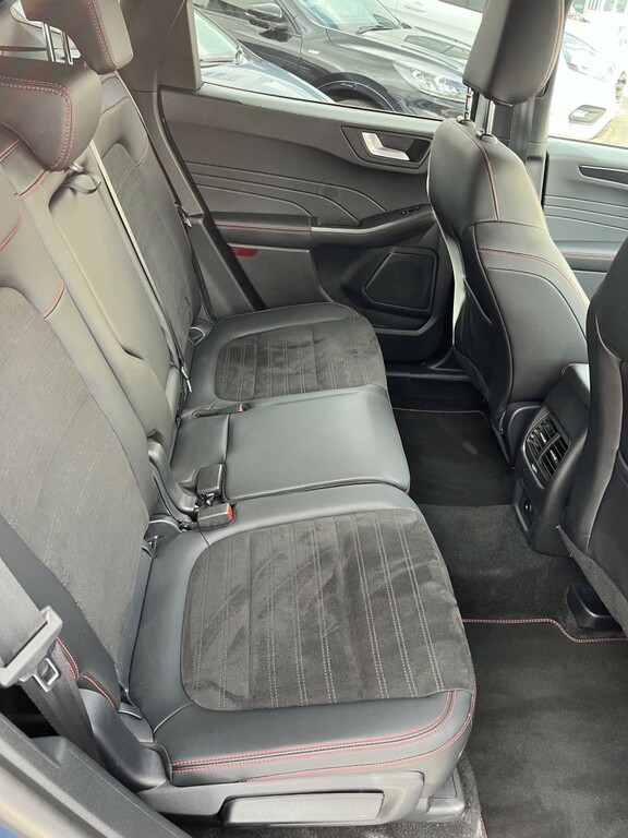 Ford Kuga 2.5L Fhev St-line Green #8