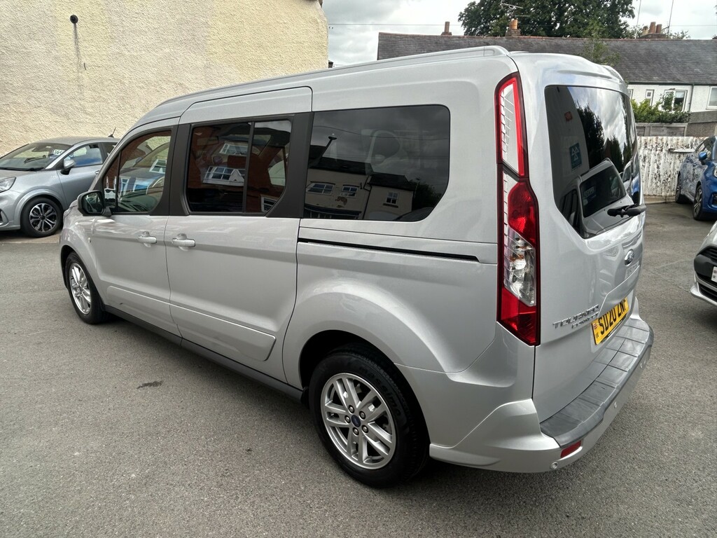 Ford Grand Tourneo Connect 1.5 Ecoblue Titanium, 5 Seater, Only 25900 Miles Silver #3