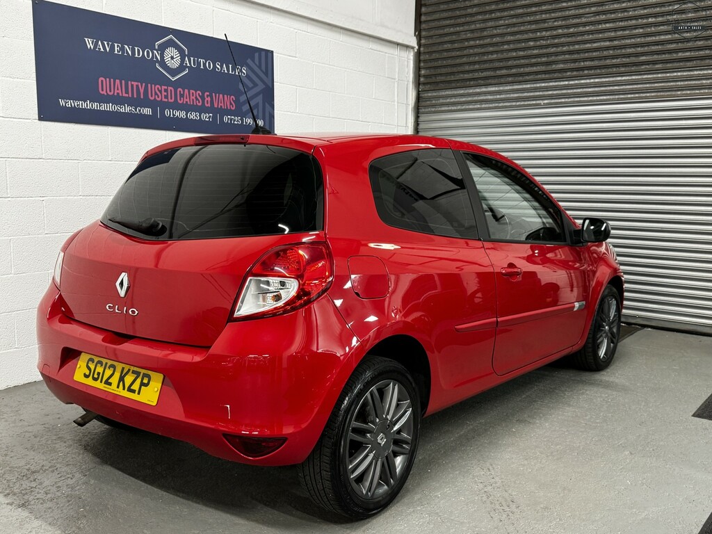 Renault Clio 1.2 Dynamique Tomtom SG12KZP Red #4