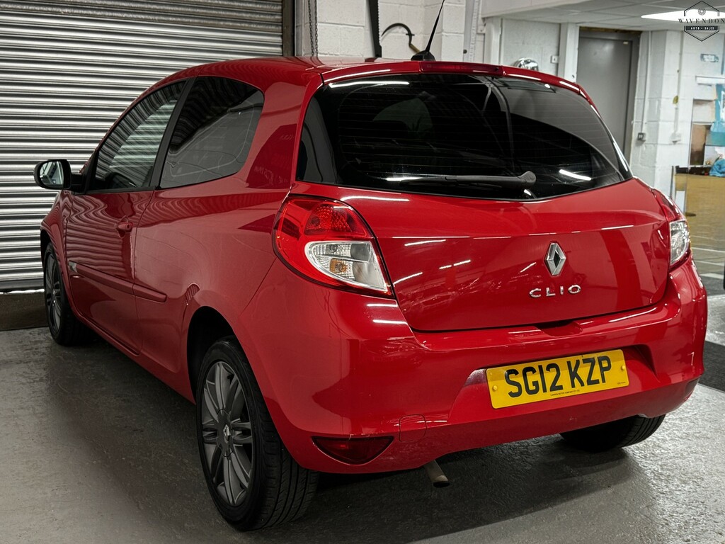 Renault Clio 1.2 Dynamique Tomtom SG12KZP Red #6
