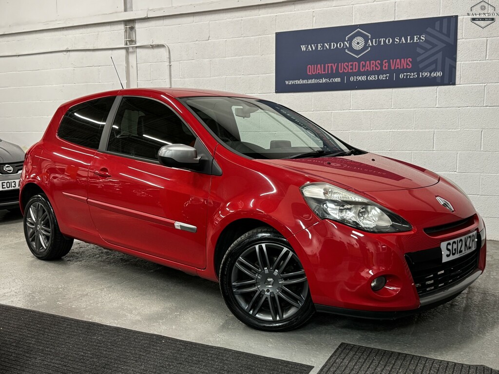 Renault Clio 1.2 Dynamique Tomtom SG12KZP Red
