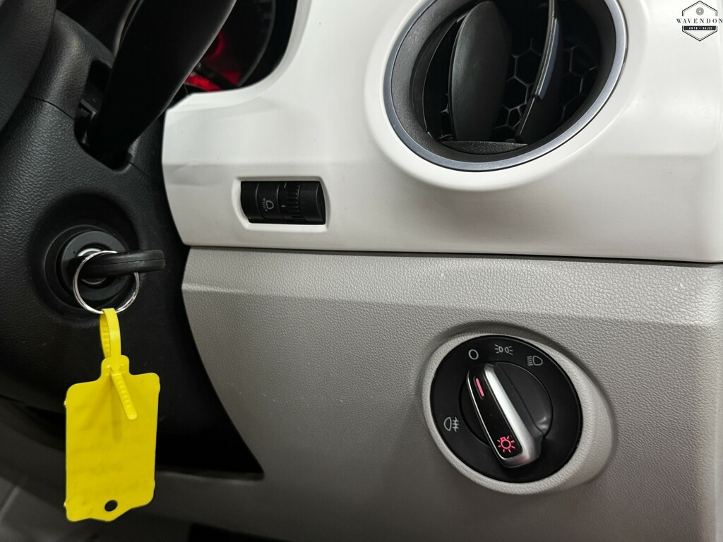 Seat MII 1L Sport White #27