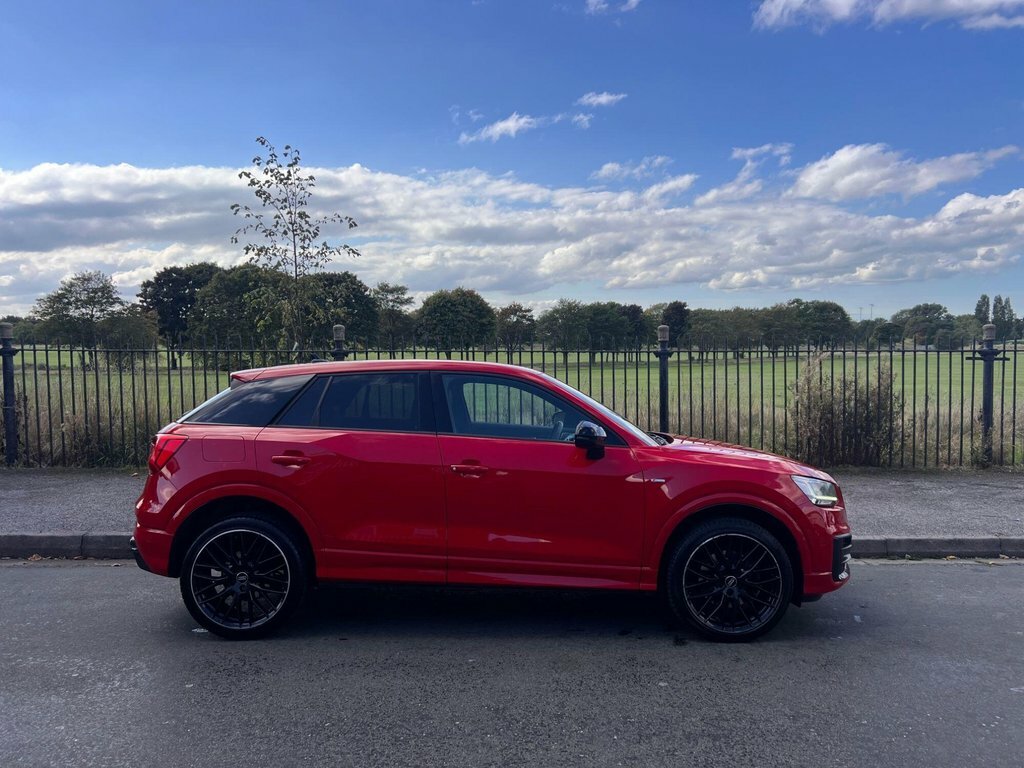 Audi Q2 1.6L Black Edition DK69ZZO Red #5