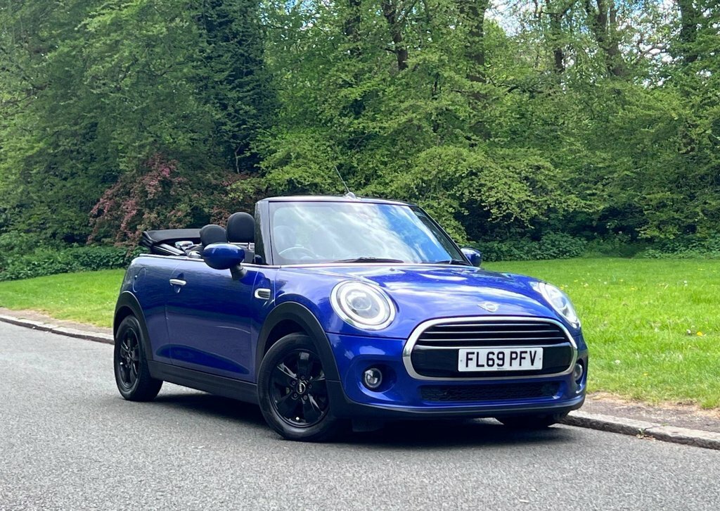 Mini Convertible 1.5L Cooper Classic Blue