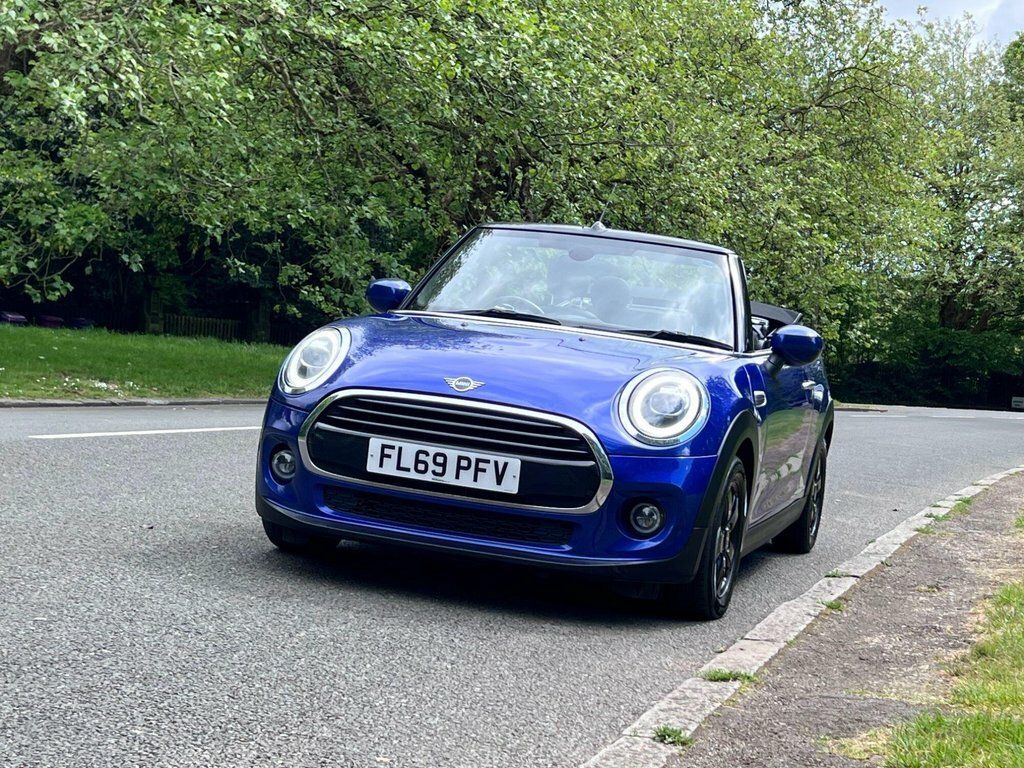 Mini Convertible 1.5L Cooper Classic FL69PFV Blue #3