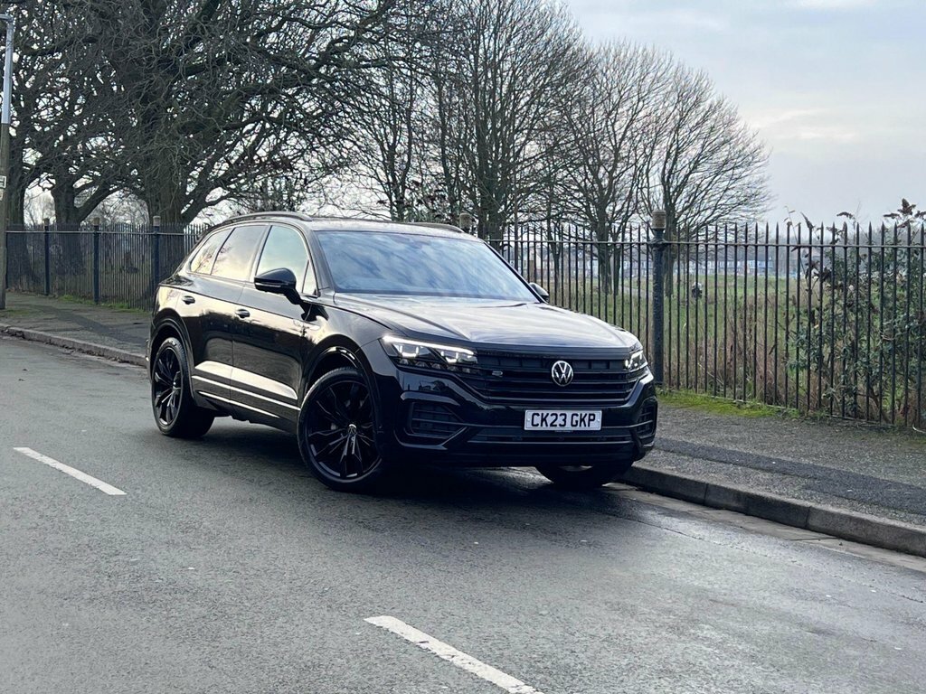 Volkswagen Touareg 3L Black Edition CK23GKP Black #4