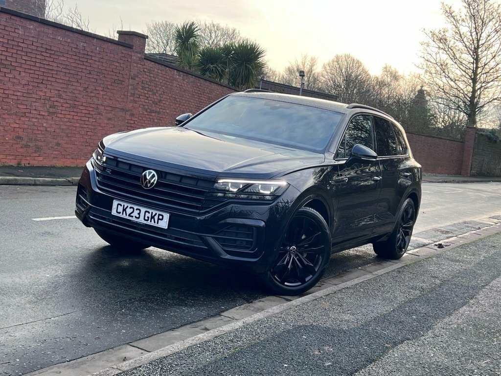 Volkswagen Touareg 3L Black Edition CK23GKP Black #3