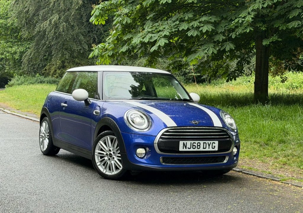 Mini Hatch 1.5L Cooper Blue