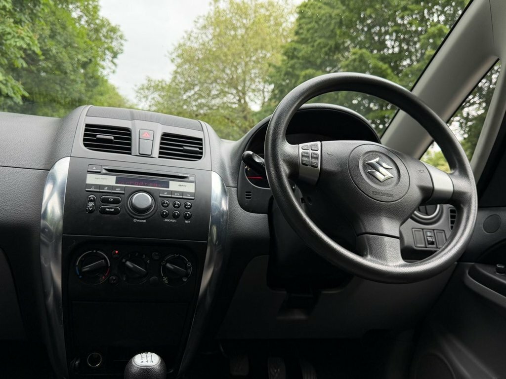 Suzuki SX4 1.6 Sz3 120 Silver #18