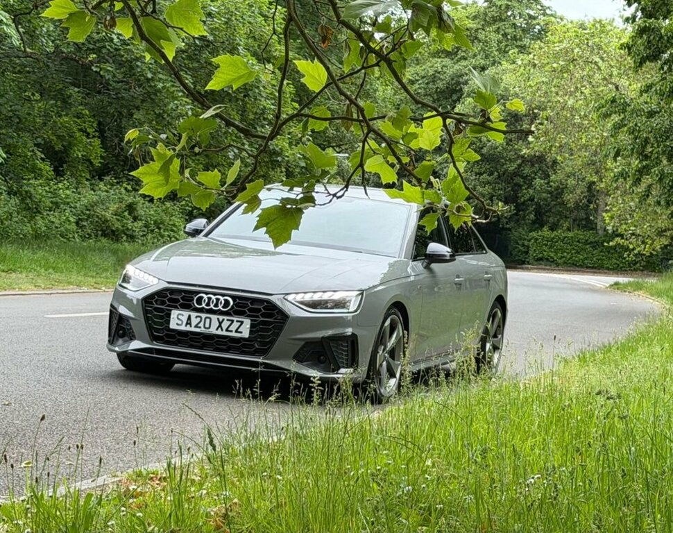 Audi A4 2L Black Edition SA20XZZ Grey #3