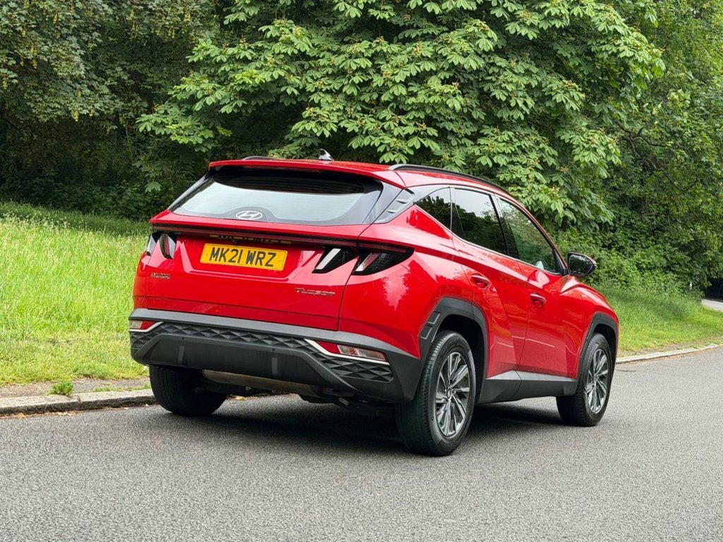 Hyundai Tucson 1.6L Se Connect Red #6