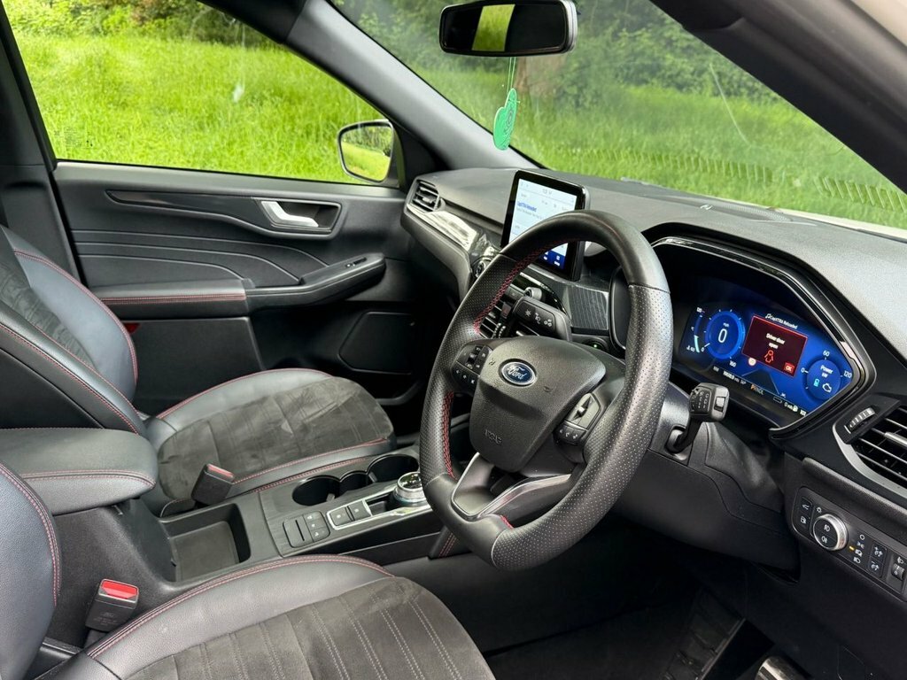 Ford Kuga 2L St-line X GF23UJZ White #2