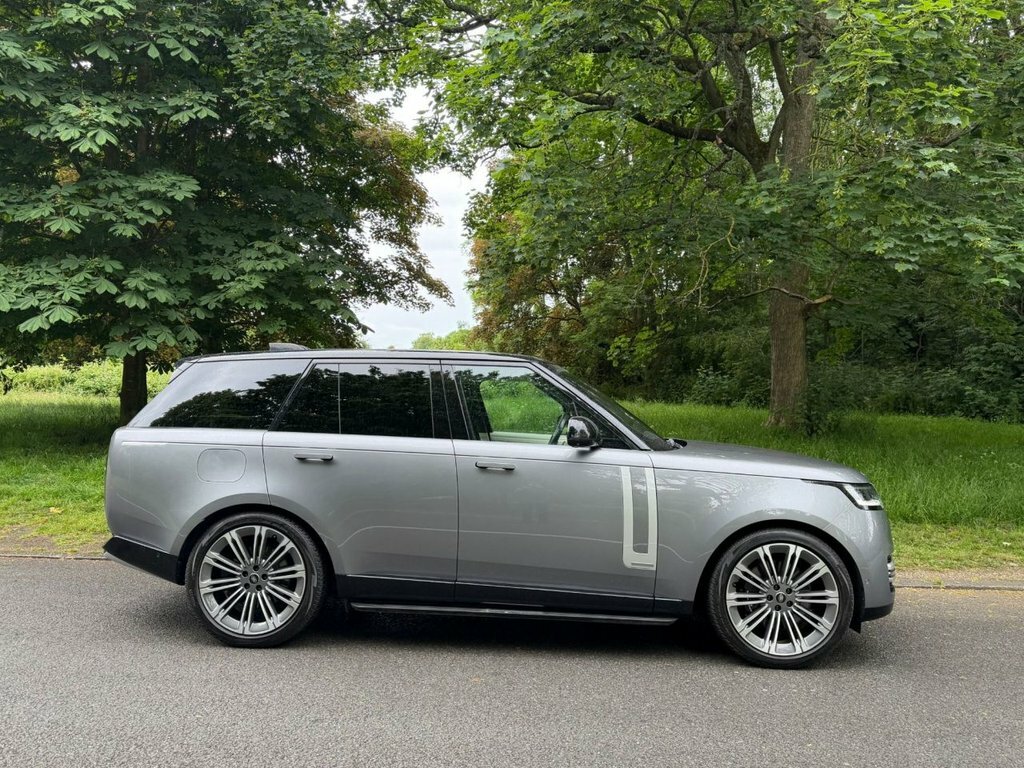 Land Rover Range Rover 4.4L Autobiography 5dr Grey #4