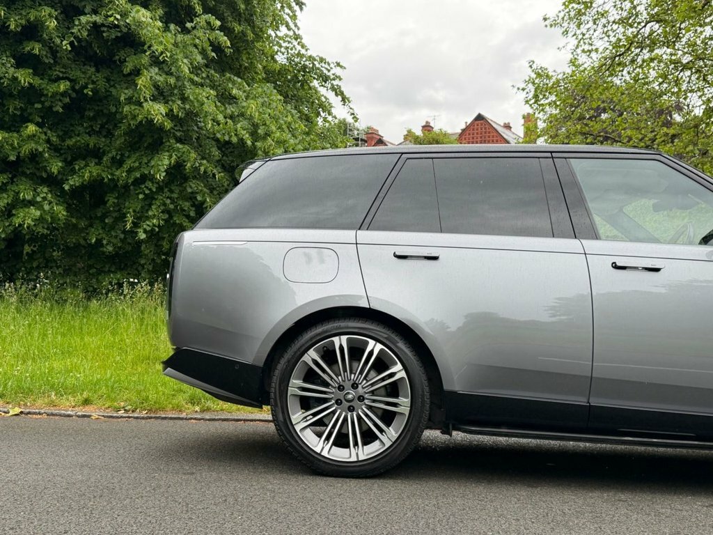 Land Rover Range Rover 5.0 P565 V8 Sv Dynamic Suv Petro Black #13