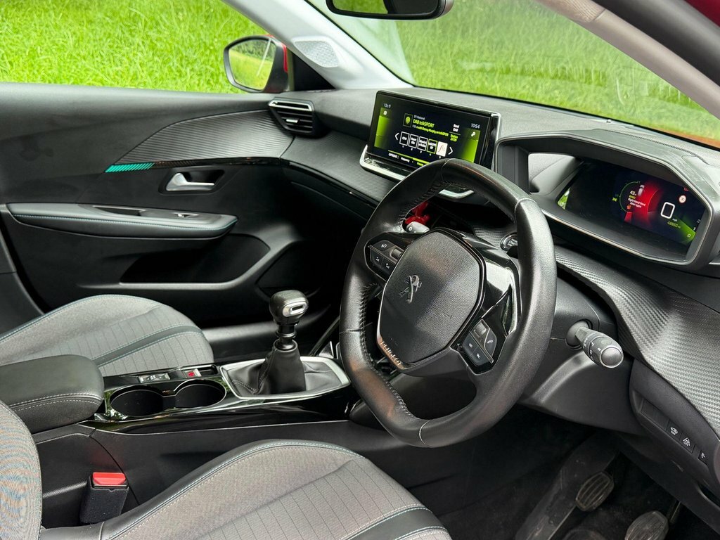 Peugeot 208 1.2L Allure HJ20BBU Red #2