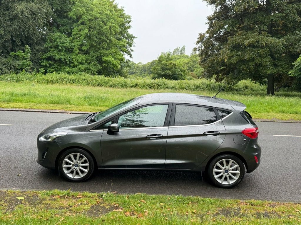 Ford Fiesta 1L Titanium NV67VJL Grey #3