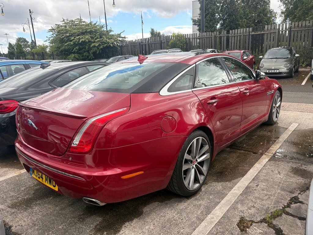 Jaguar XJ 3L Portfolio Red #5