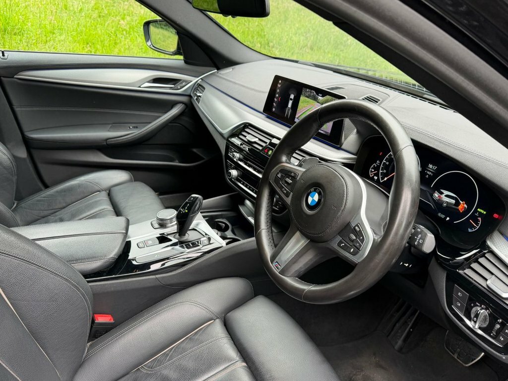 BMW 5 Series 2L M Sport YH69SVS Black #2