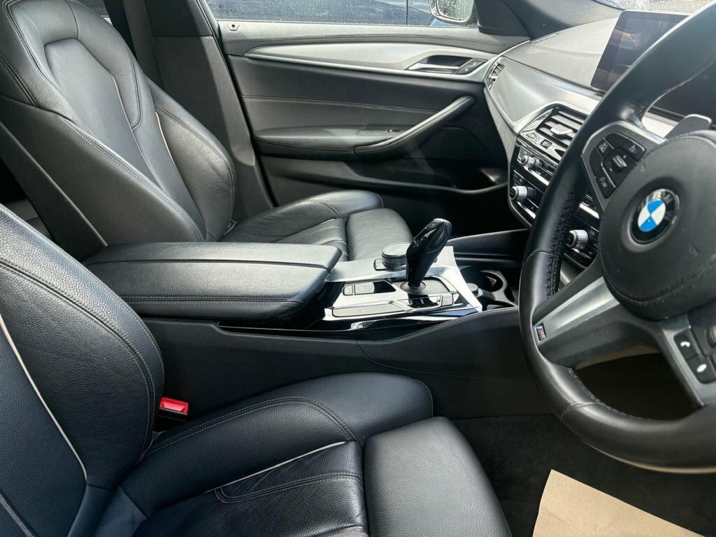 BMW 5 Series 2L M Sport Black #2