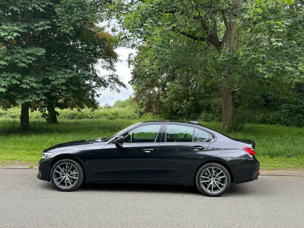 BMW 3 Series 2L Sport Pro WV69HWF Black #4