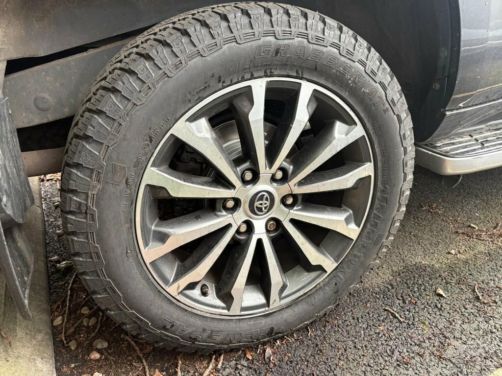 Toyota Land Cruiser Active D-4d Red #10