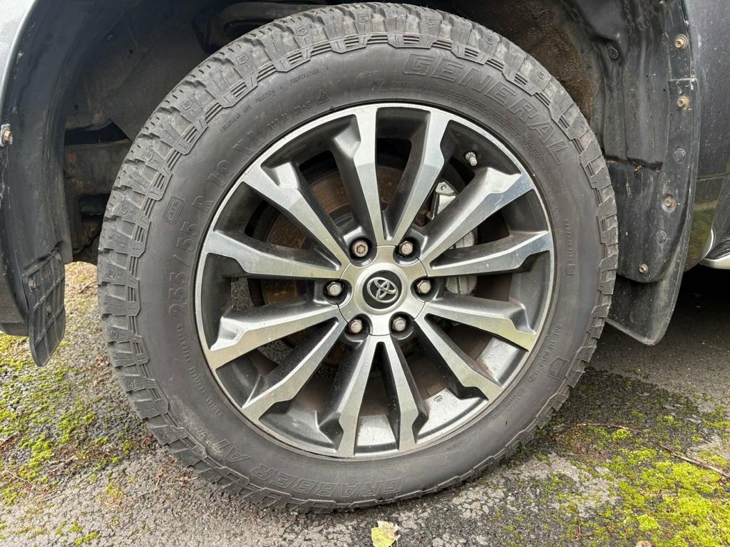 Toyota Land Cruiser Active D-4d Red #9