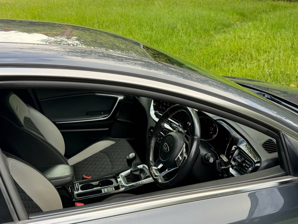 Kia Proceed Proceed Gt-line Isg Black #12