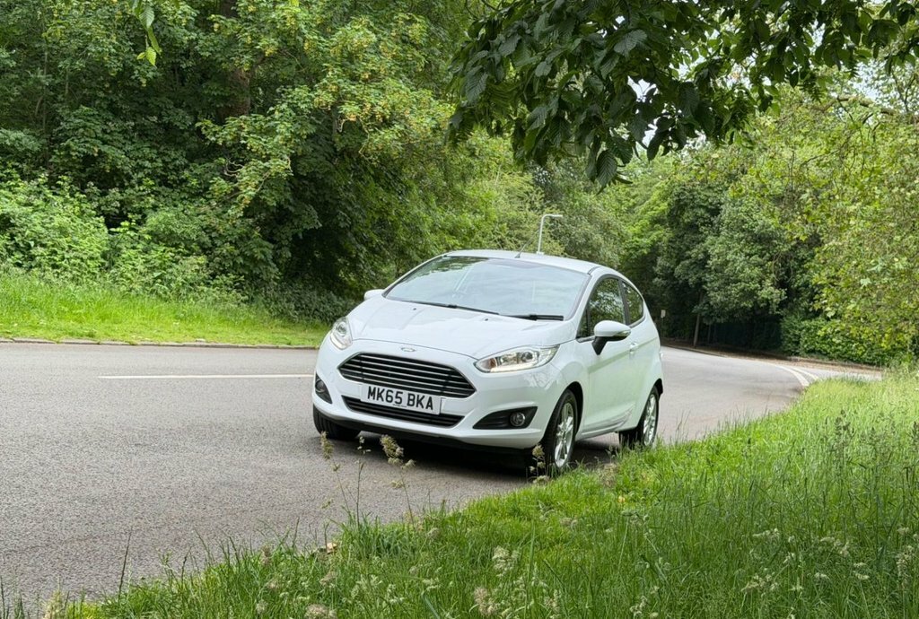 Ford Fiesta 1L Zetec White #3
