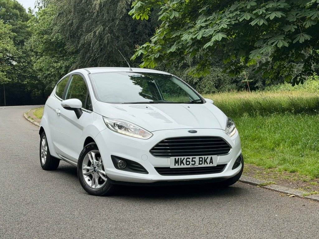 Ford Fiesta 1L Zetec White