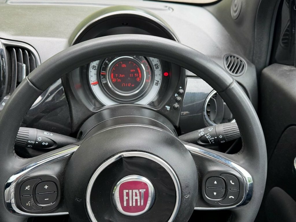 Fiat 500 Red White #18