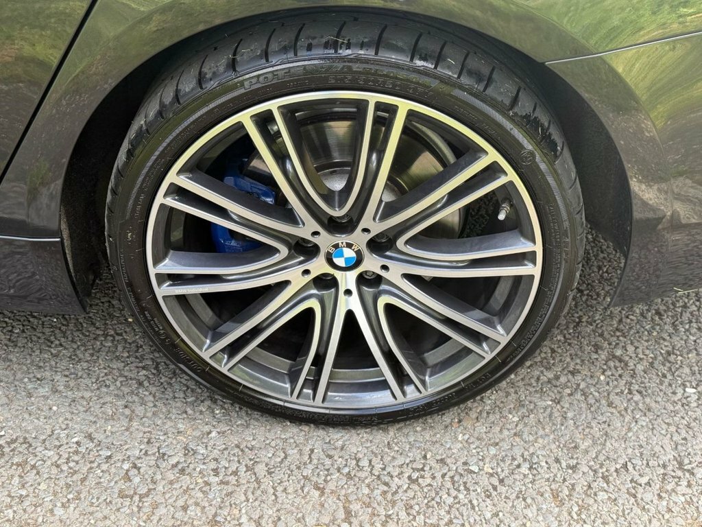 BMW 5 Series Se Black #18