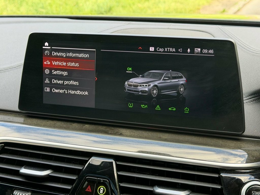 BMW 5 Series Se Black #20