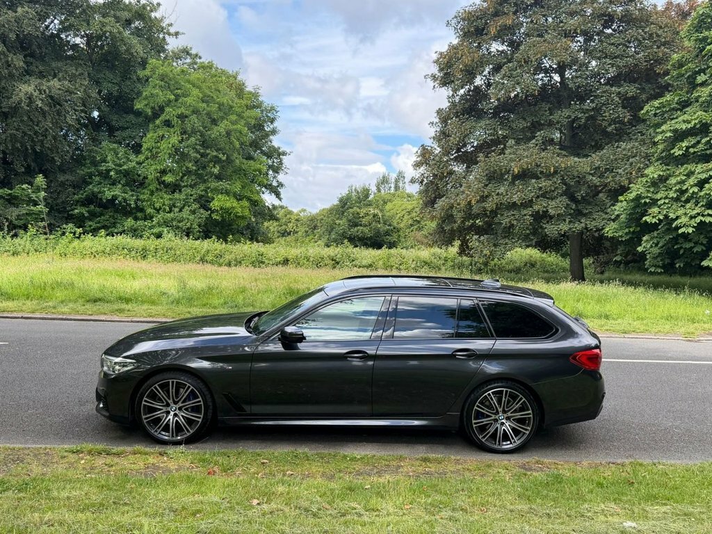 BMW 5 Series 3L M Sport Grey #4