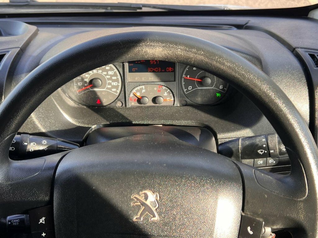 Peugeot Boxer Panel Van Silver #16