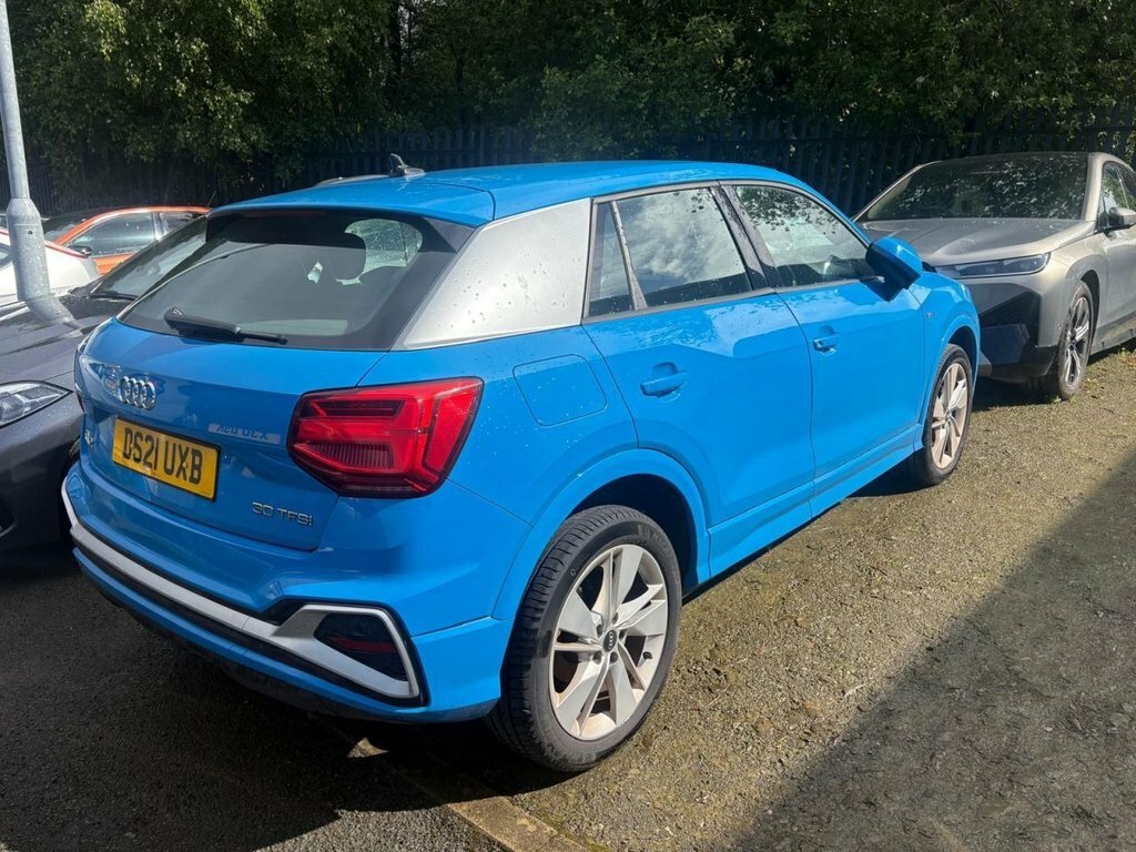 Audi Q2 1L S Line DS21UXB Blue #5