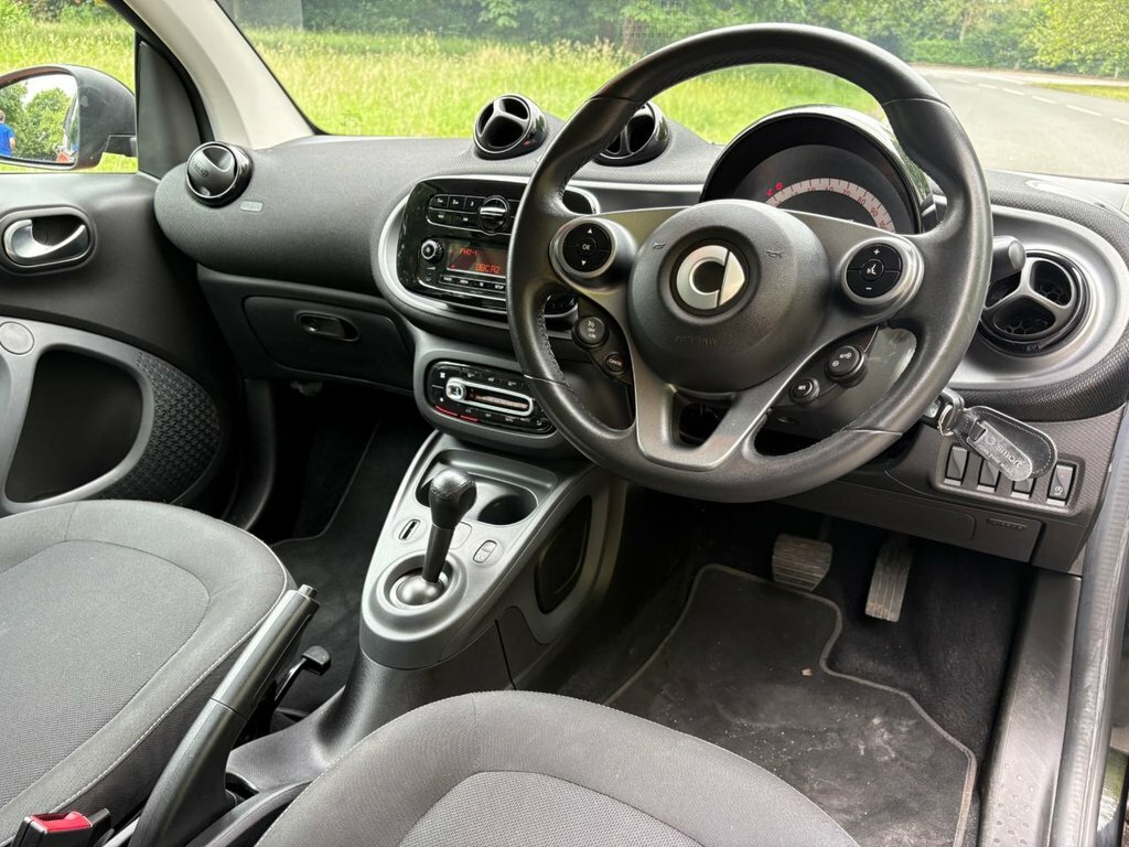 Smart Fortwo Coupe 1L Passion Orange #2