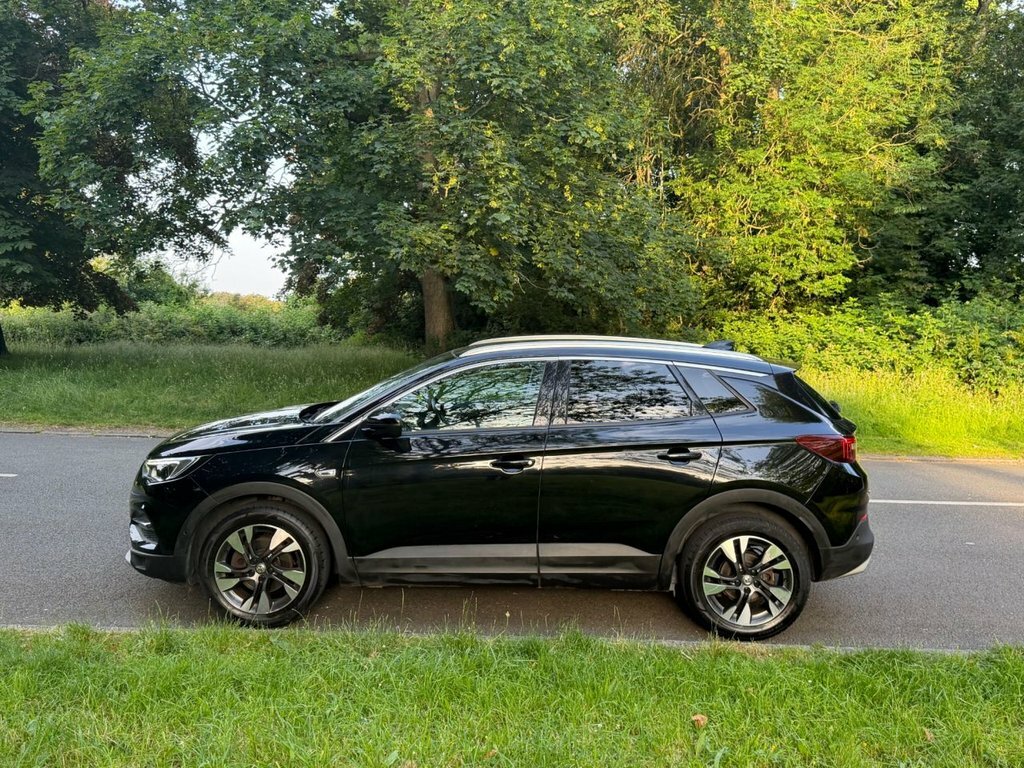 Vauxhall Grandland X 1.2L Sport Nav DE68ZNW Black #4